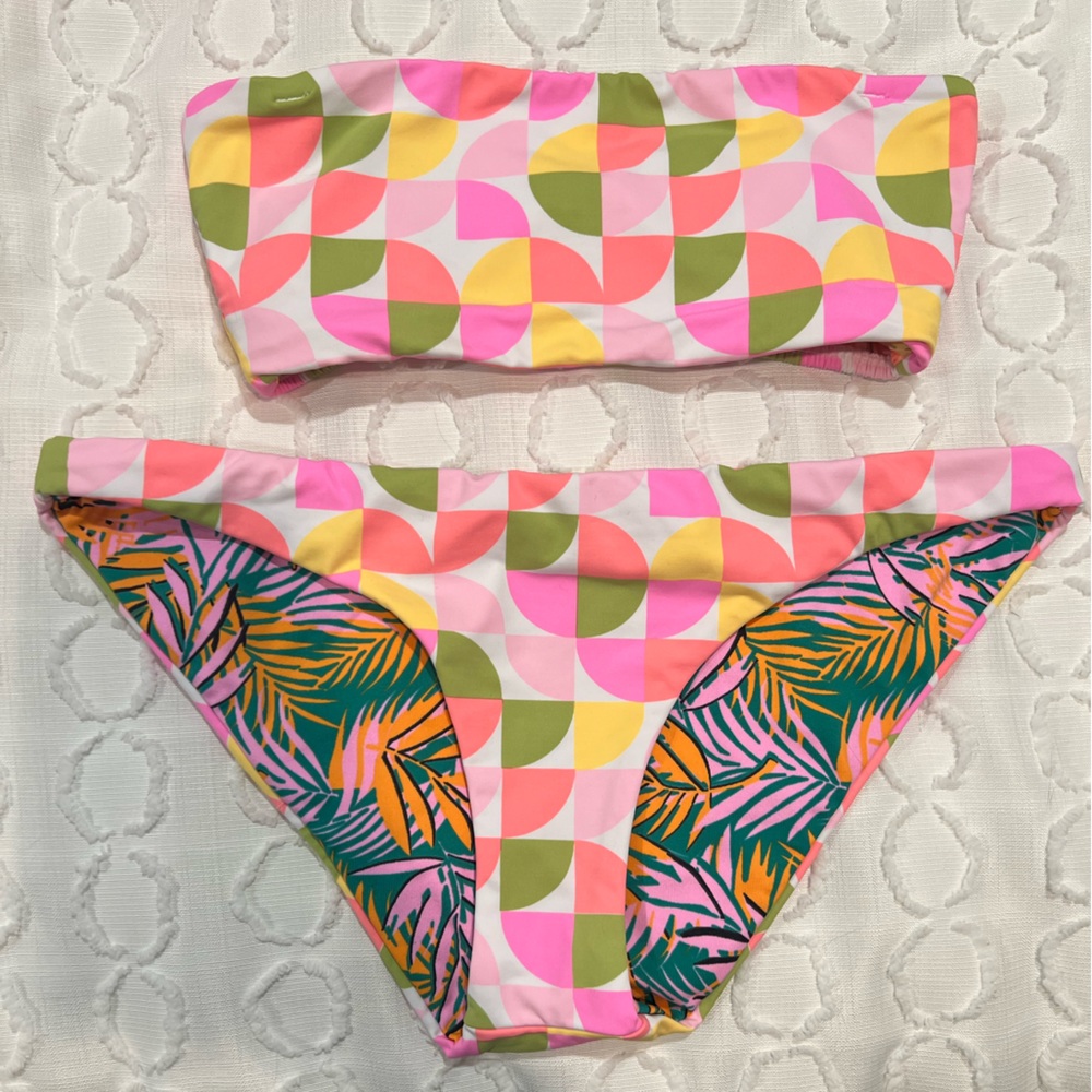 Maaji reversible bikini. No size tag. Fits like a medium